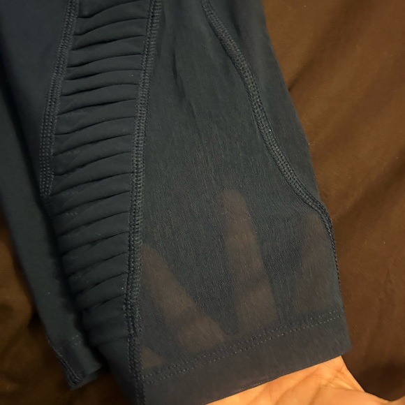 Under Armour yoga leggings with mesh panel detail navy blue sz XL - Picture 2 of 4